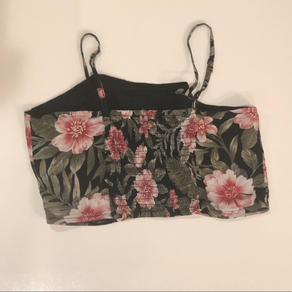 American Eagle Crop Top Size XS - Picture 2 of 2